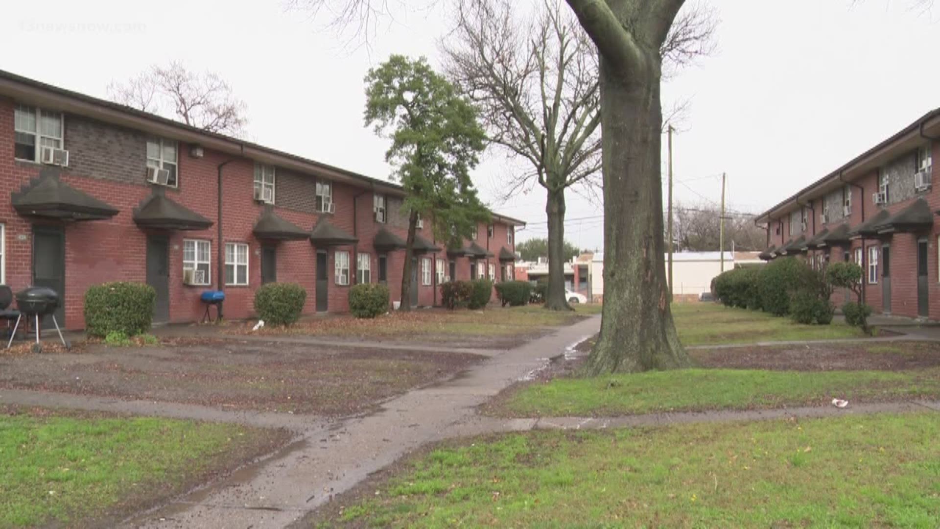A new lawsuit claims that Norfolk is unfairly targeting poor, black families with its St. Paul's redevelopment. 13News Now Dana Smith has more.