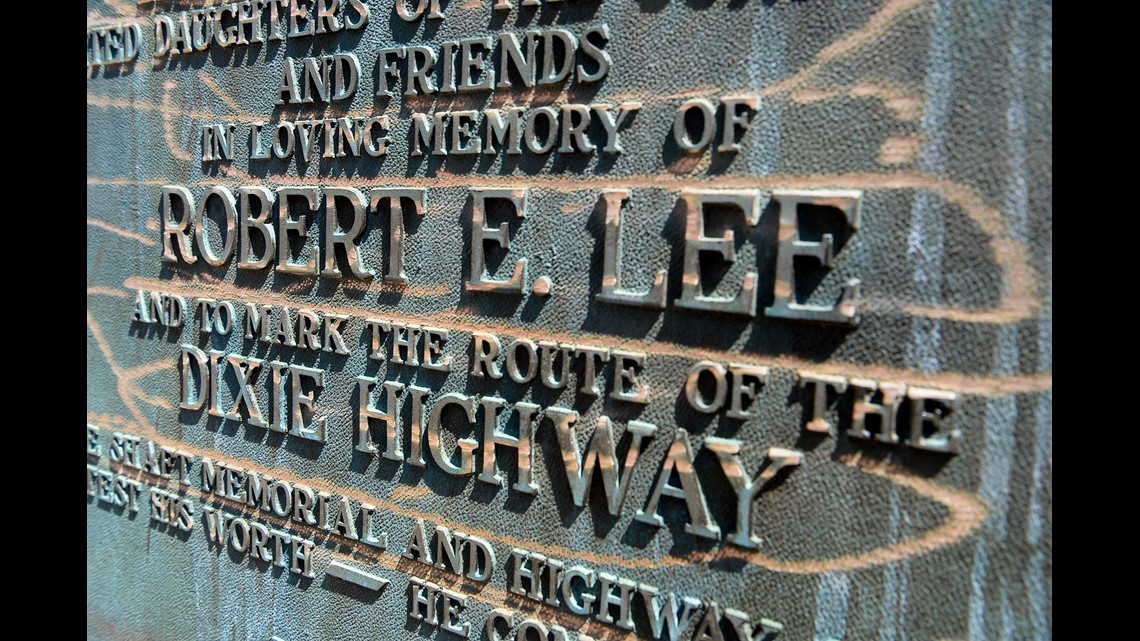 PHOTOS NC Robert E. Lee memorial vandalized a second time
