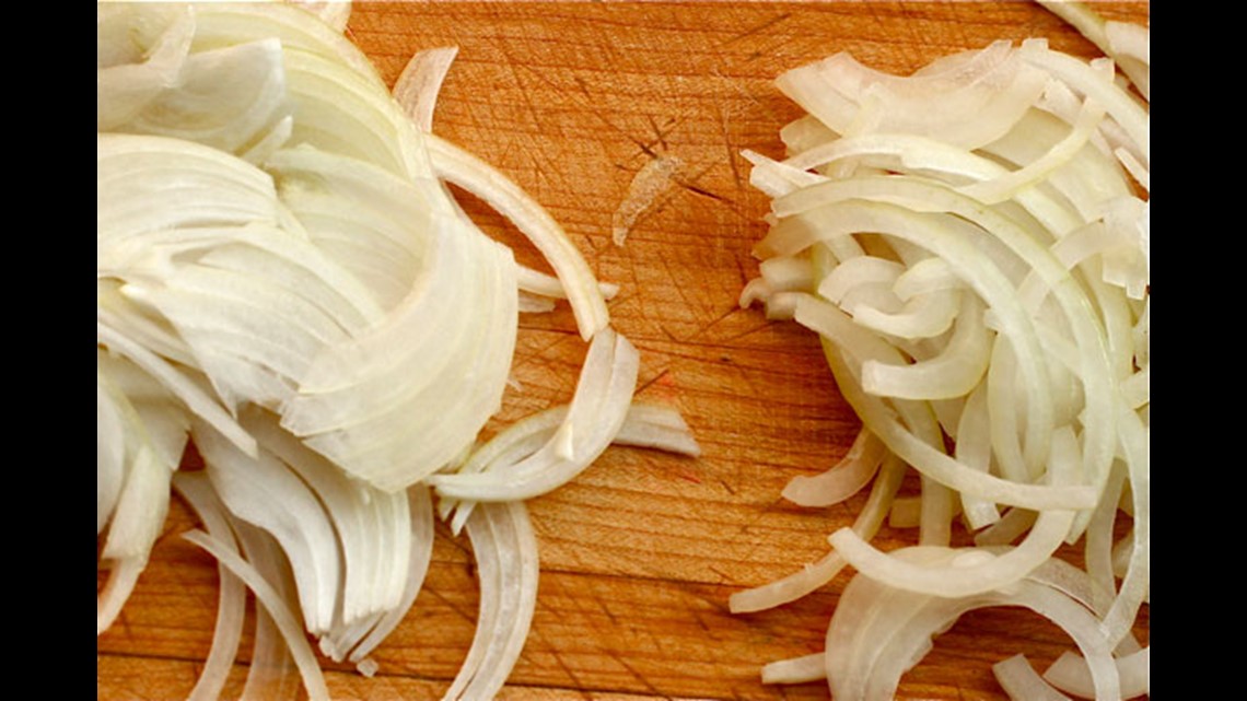 Pre-cut onions are not dangerous - Full Fact