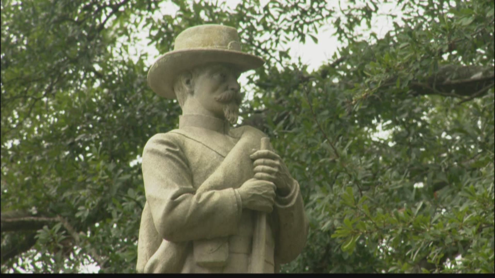 Community discusses fate of Va. Beach Confederate monument
