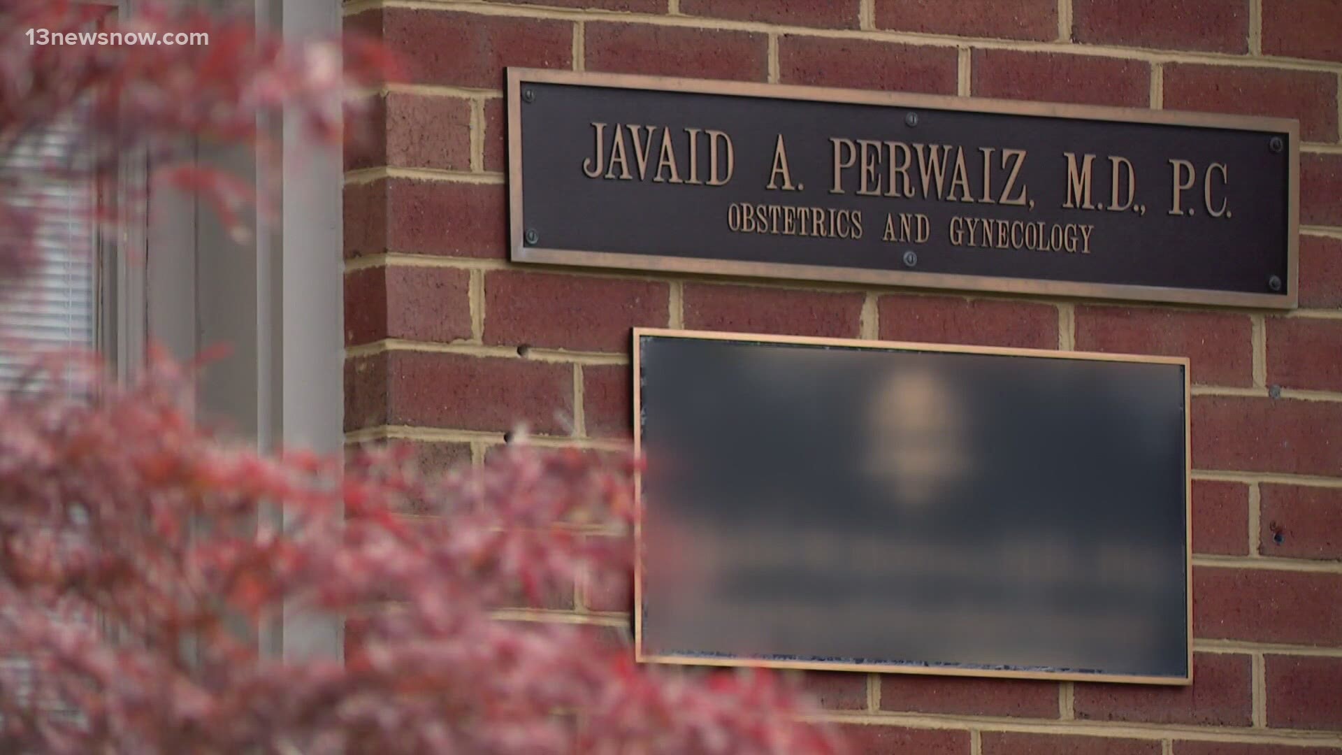 OBGYN Doctor Javaid Perwaiz faces 61 counts in federal court, including health care fraud and more. Now his fate is in the hands of 12 jurors, who must agree 100%.