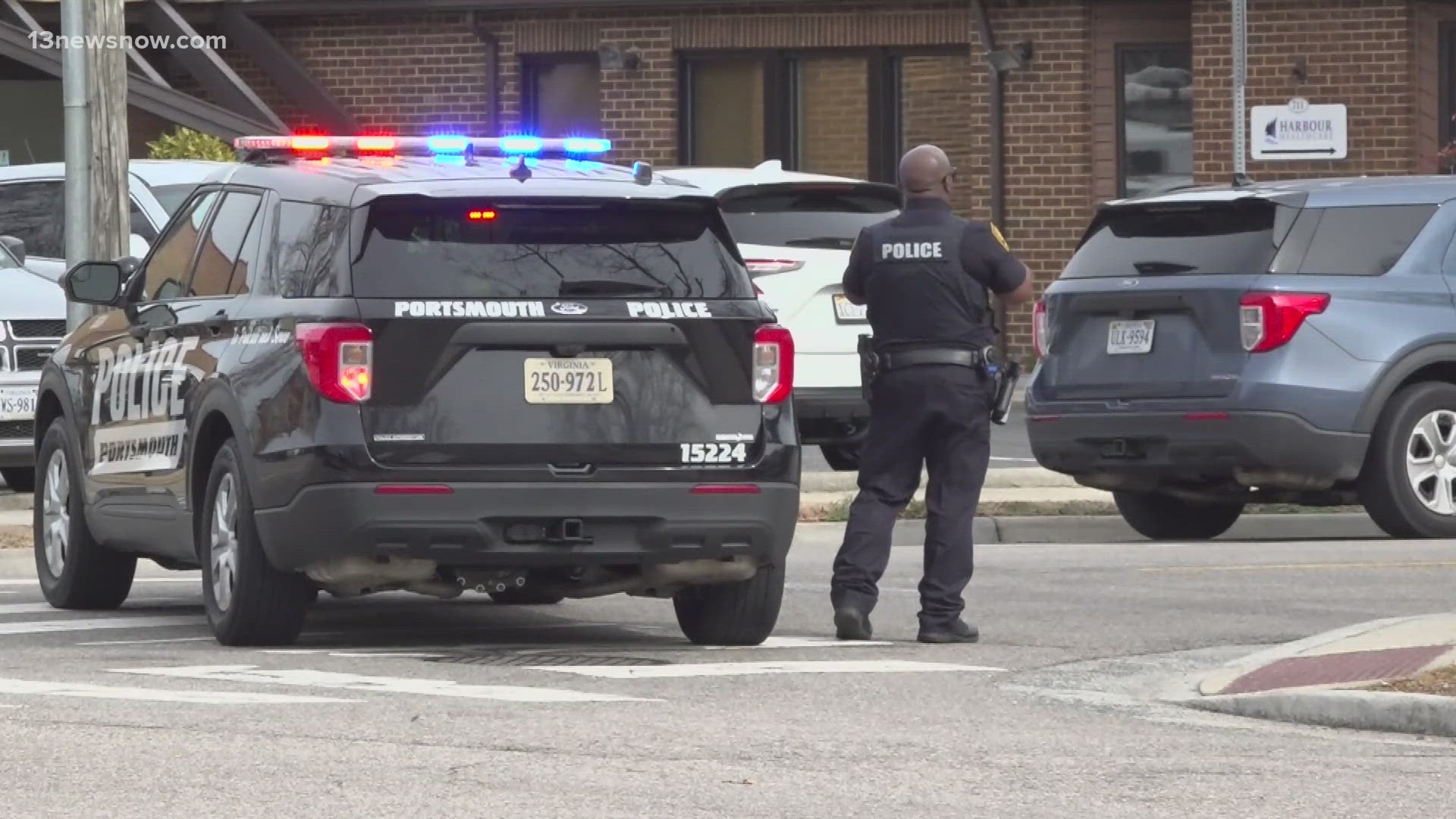 Barricaded suspect now in custody after allegedly firing at federal and ...