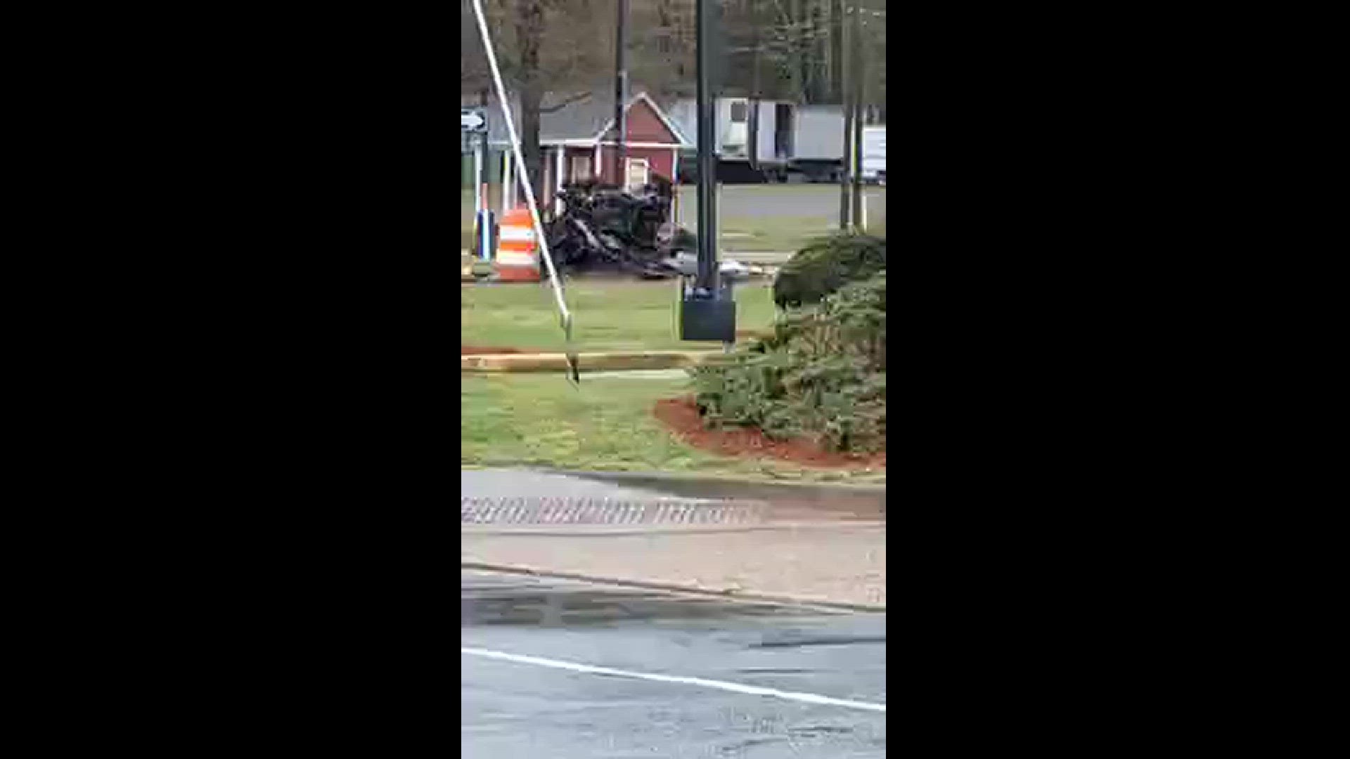 According to police, the crash happened early Saturday morning at the intersection of Warwick Blvd and Nettles Dr. Video courtesy Tim Turner
Credit: Tim Turner