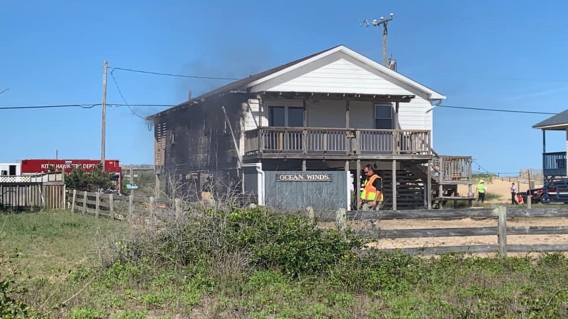 Firefighters take on house fire in Kitty Hawk