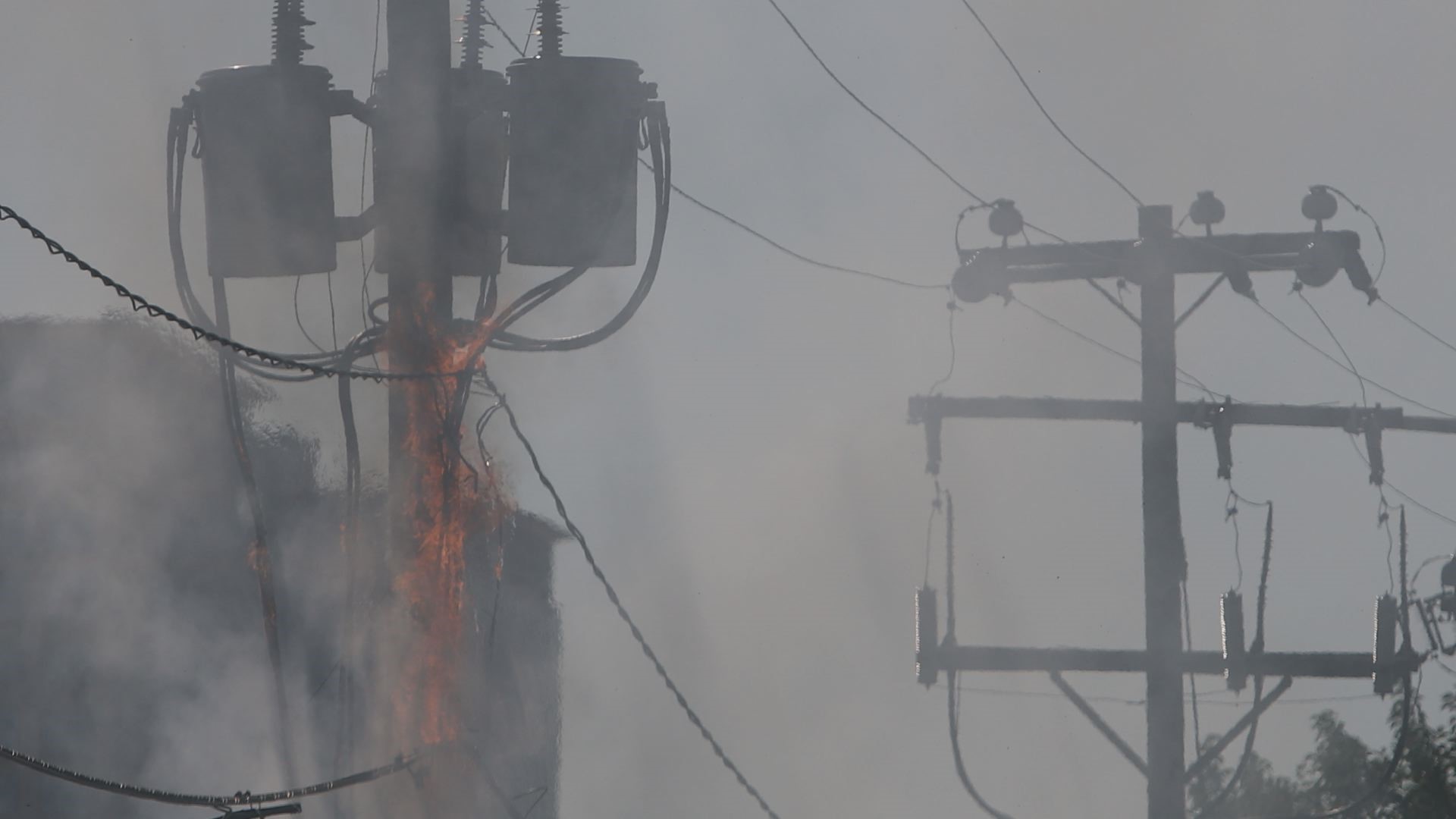 An outdoor electrical fire caused a lot of smoke, but fortunately little damage near the Roebuck Apartments and PETA headquarters in Norfolk on Monday morning.