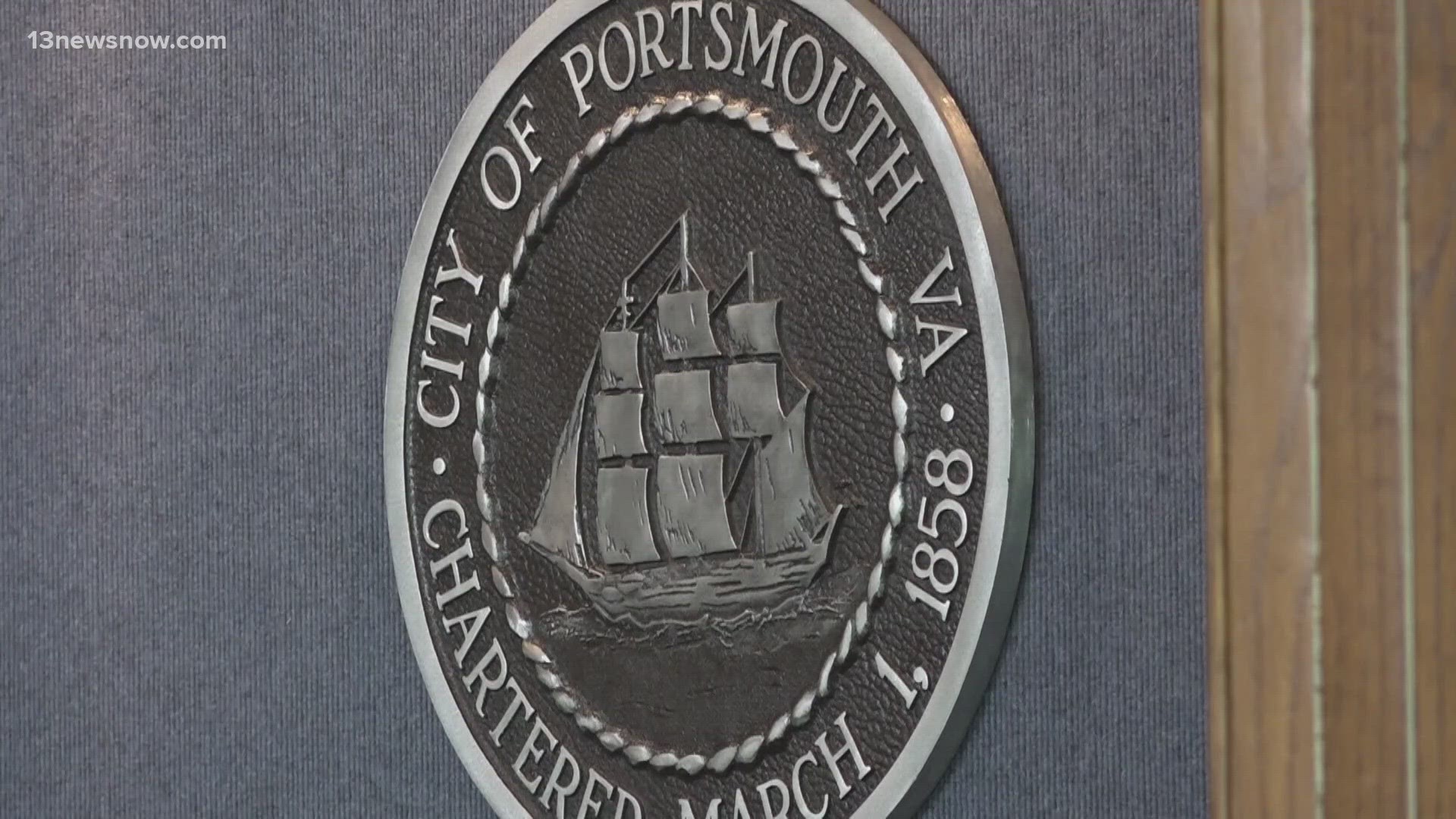 Portsmouth gets its fifth city manager in four years, with Steven Carter beginning as more city officials are out in more firings.