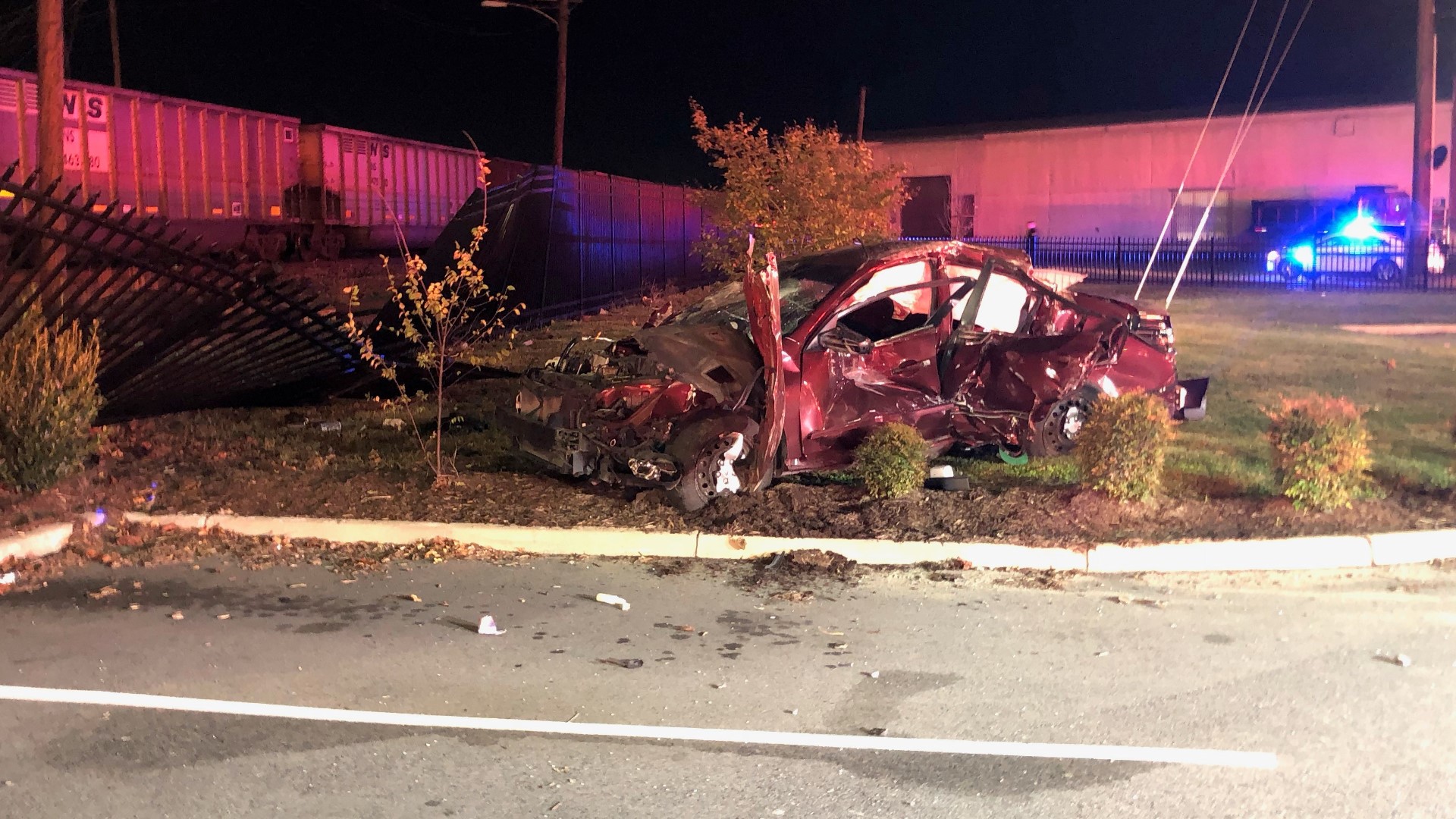 Man seriously hurt after train hits car in downtown Suffolk | 13newsnow.com