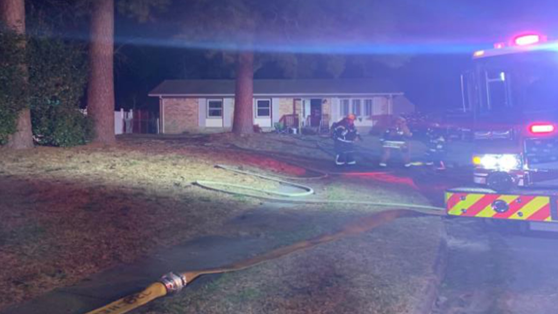 Family displaced after fire breaks out in Chesapeake home | 13newsnow.com
