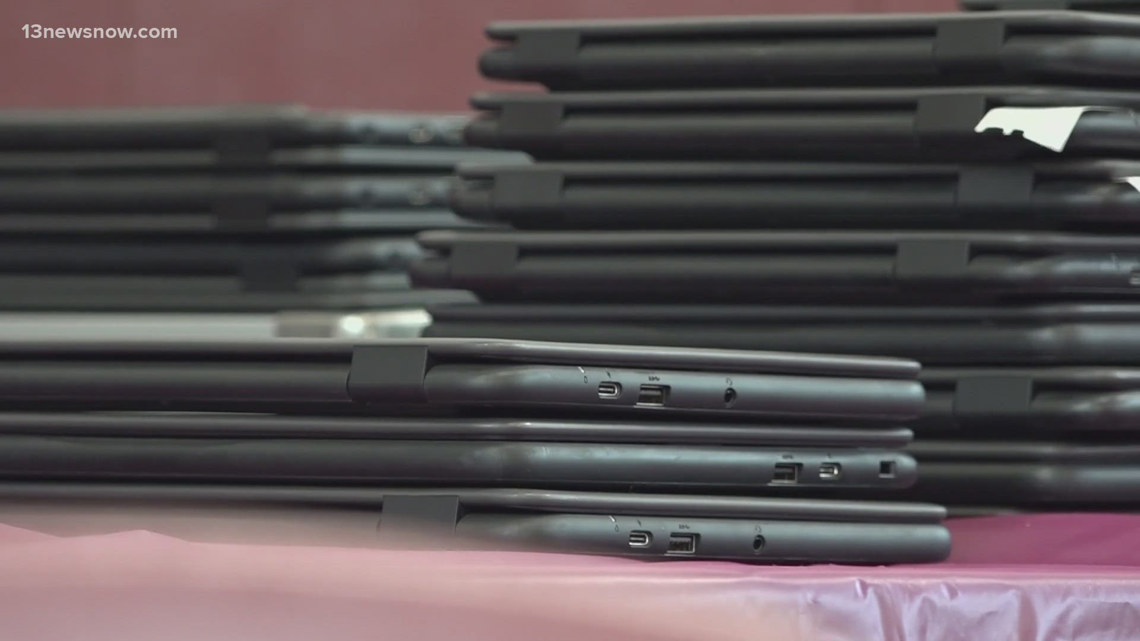 Virginia Beach School Board weighs limiting Chromebooks for youngest students