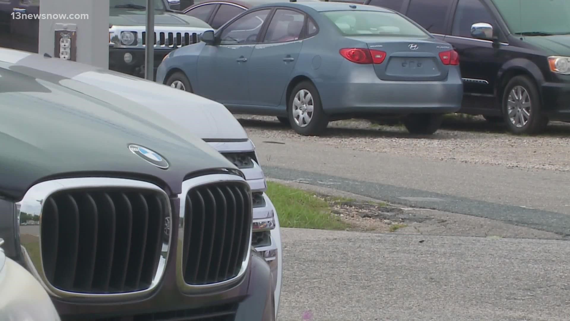 In Virginia Beach, hundreds of people are reporting thieves running off with their vehicles.
