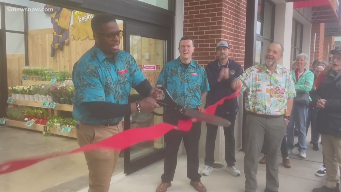 Trader Joe's opens new location in Virginia Beach Town Center