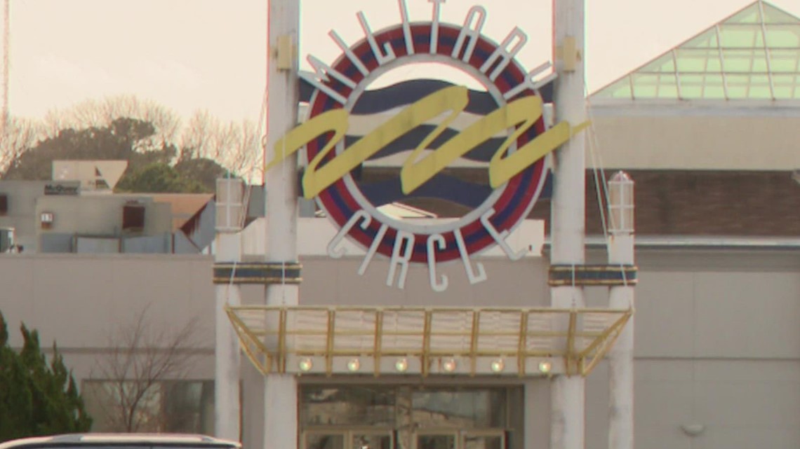 Norfolk's Military Circle Mall closes for good - Vimarsana News
