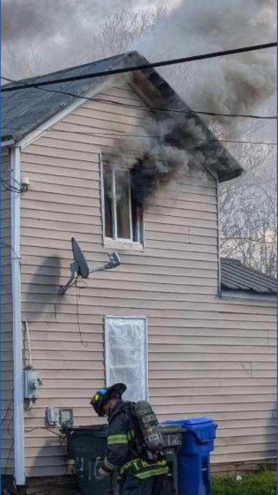 Fire displaces 8, kills dog in Suffolk | 13newsnow.com