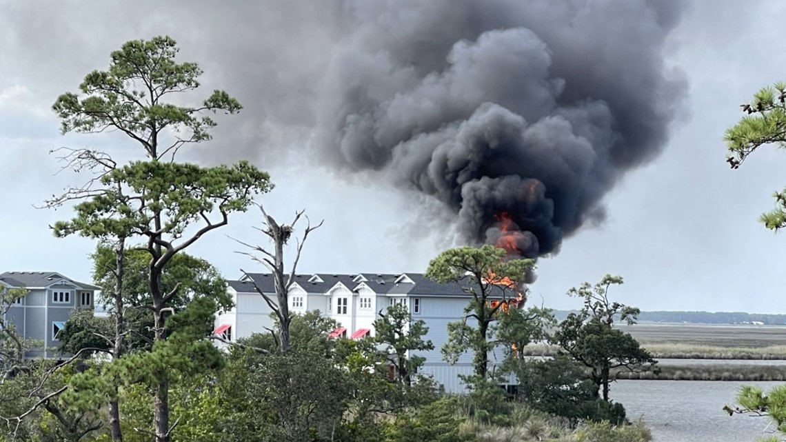 Large fire in Colington Pointe area of Kill Devil Hills, NC - Vimarsana News