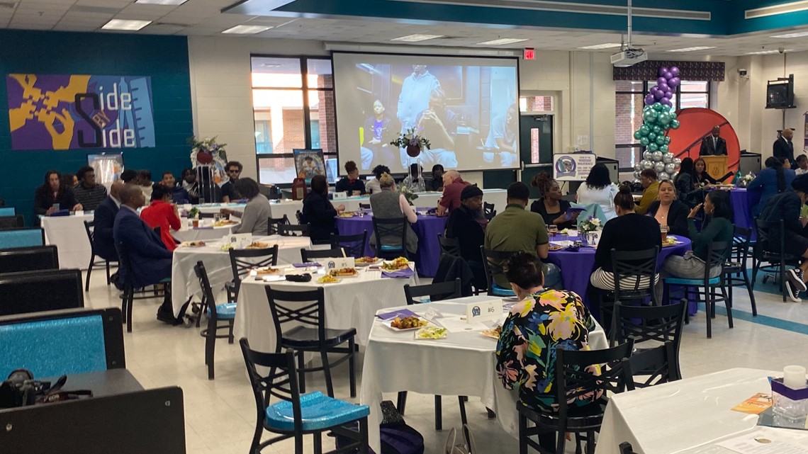 State champs Woodside HS boys basketball team celebrated | 13newsnow.com