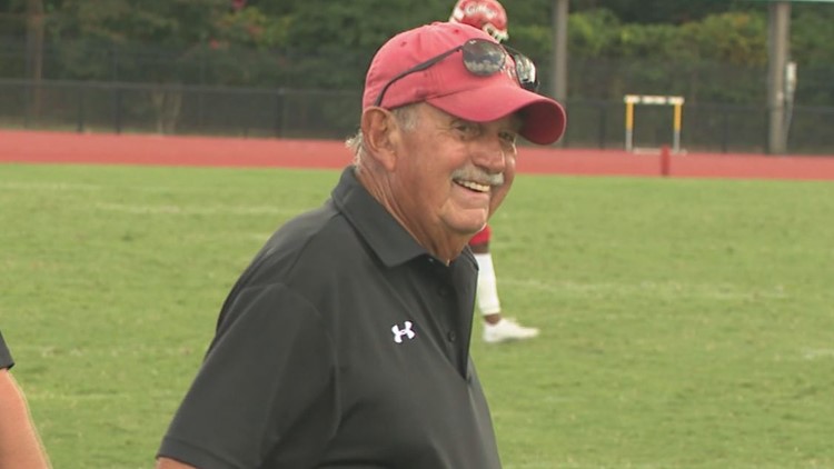 Legendary Crabbers head coach Mike Smith retiring after 51 years