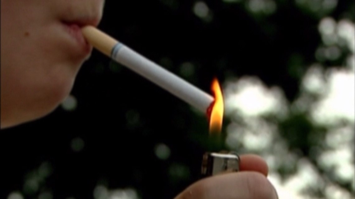 13News Now Vault: Lawmakers ban smoking indoors in 2009