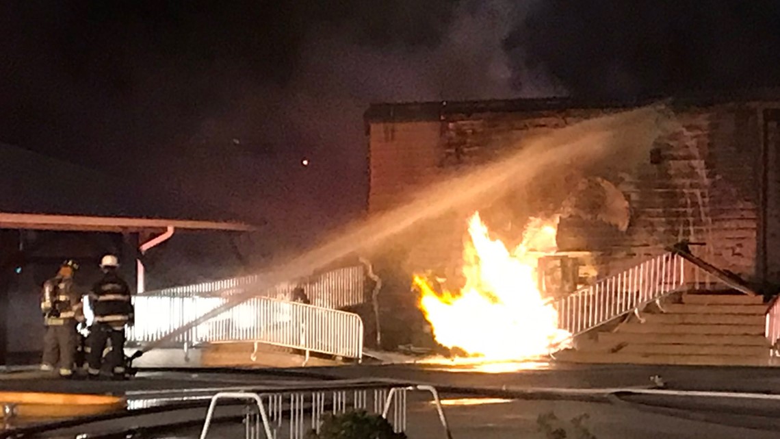 Overnight Fire Destroys Poquoson Restaurant 13newsnowcom