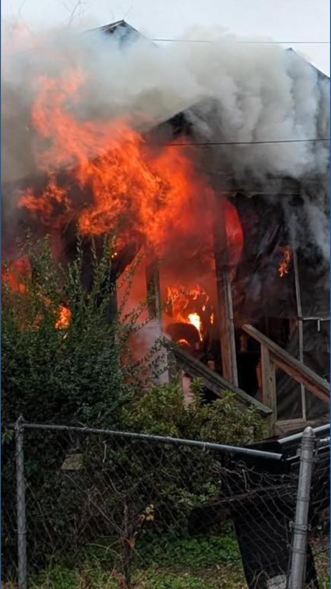 4 people displaced after house fire in Suffolk | 13newsnow.com