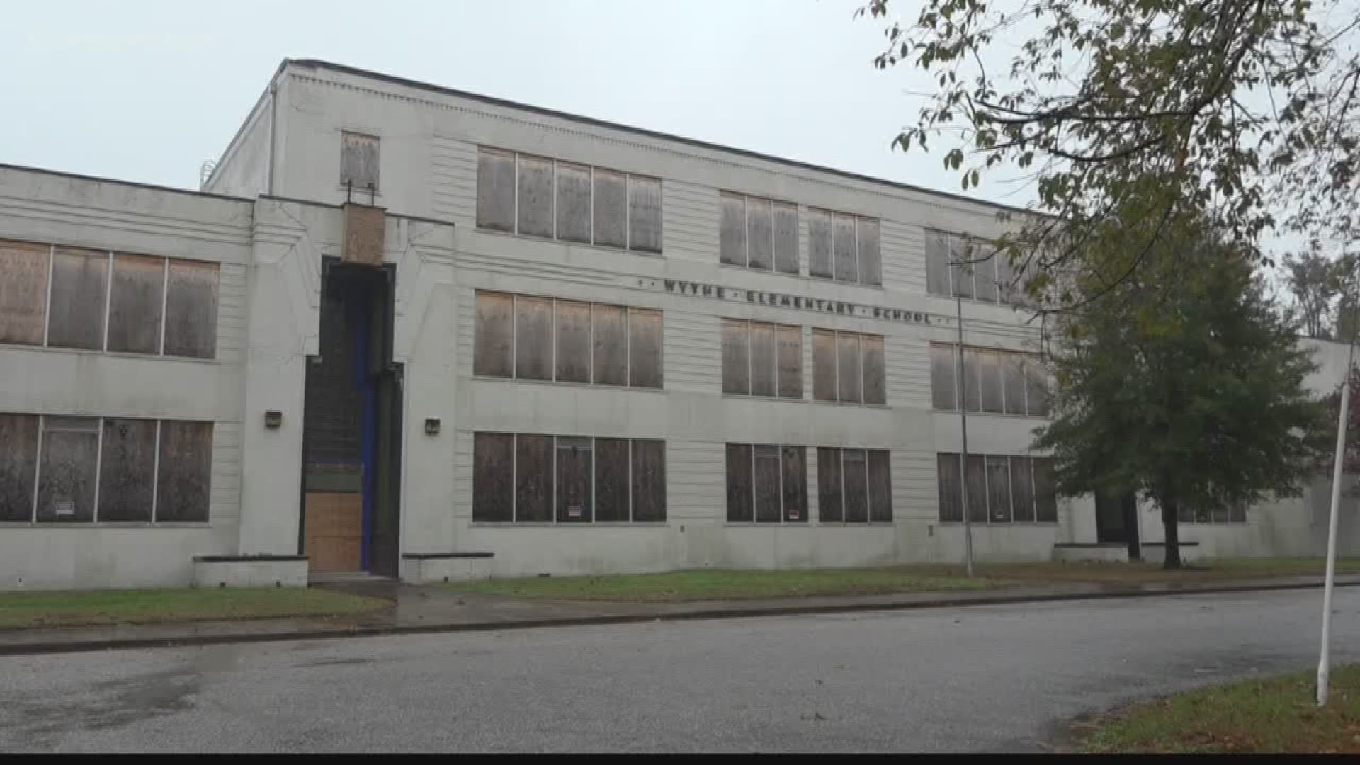 Developers now have city approval to transform Hampton's 'Wythe Elementary School' into apartments.