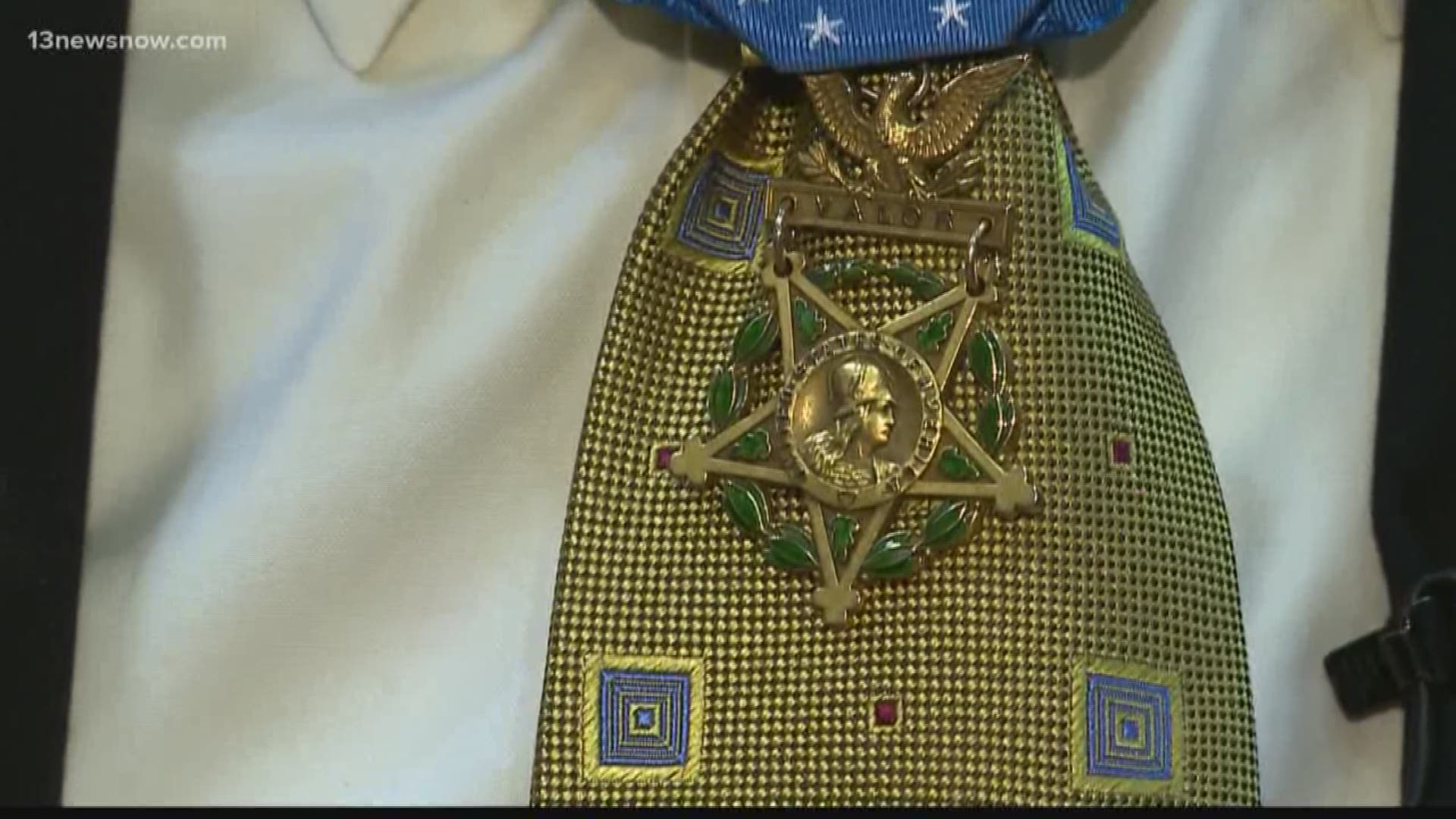 Virginia International Tattoo salutes nation's 71 living Medal of Honor  recipients 