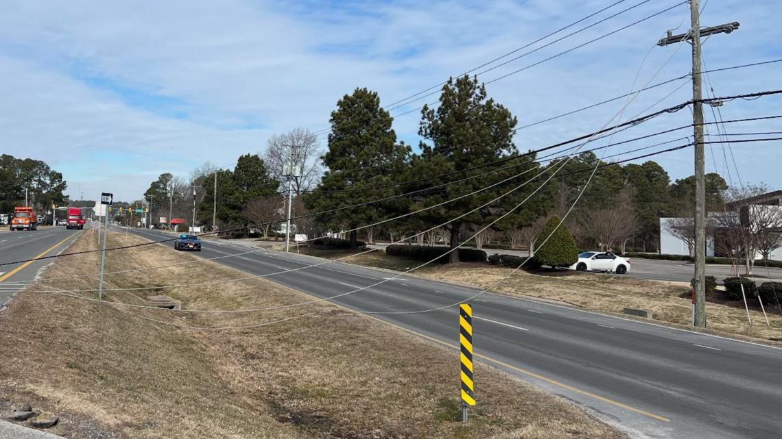 Traffic Alert: Downed power lines shut down Route 17 in York County
