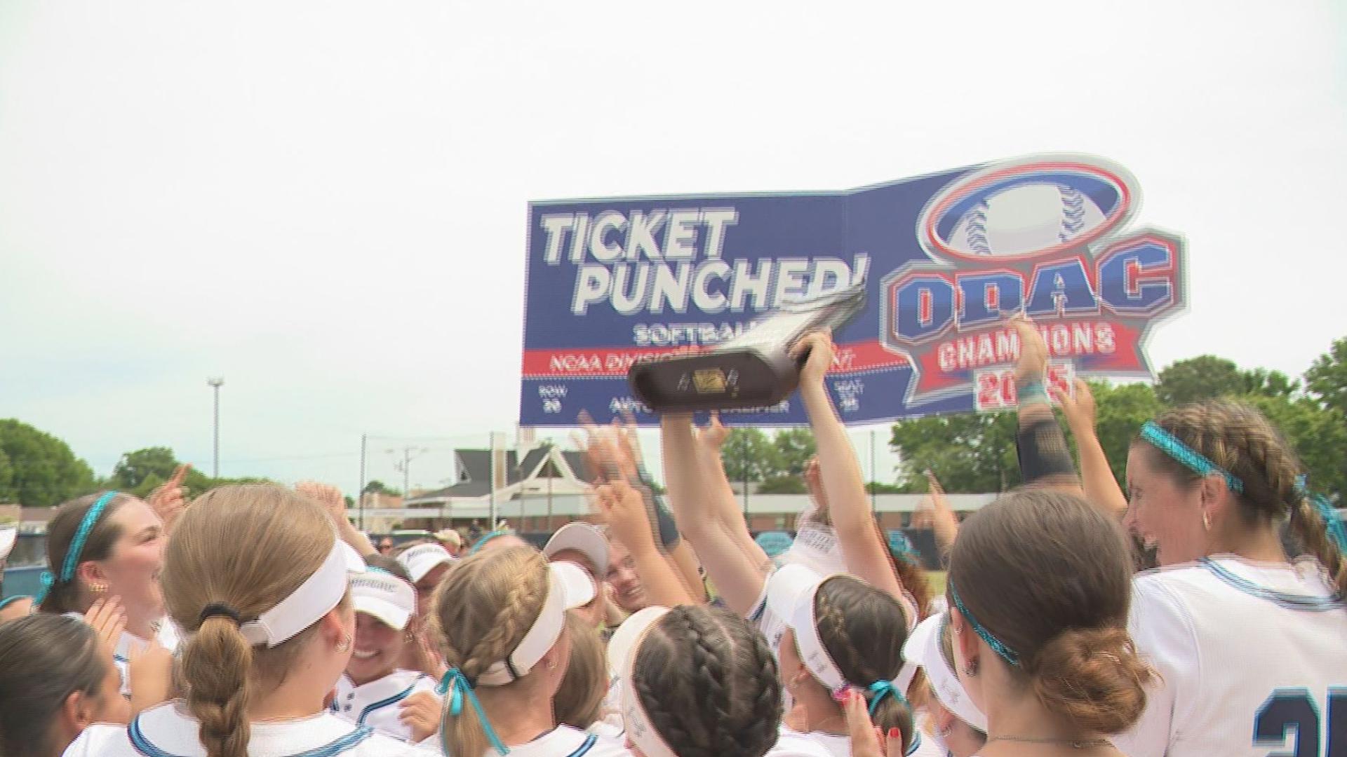Laci Campbell was 2-for-3, scored one run, and had one stolen base, Julia Piotrowski was 1-for-3, scored a run.