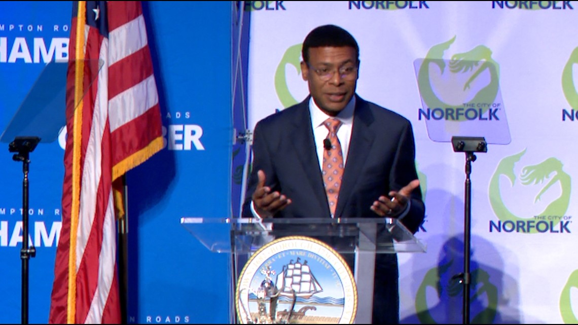 Norfolk Mayor Kenny Alexander speaks at State of the City Address ...