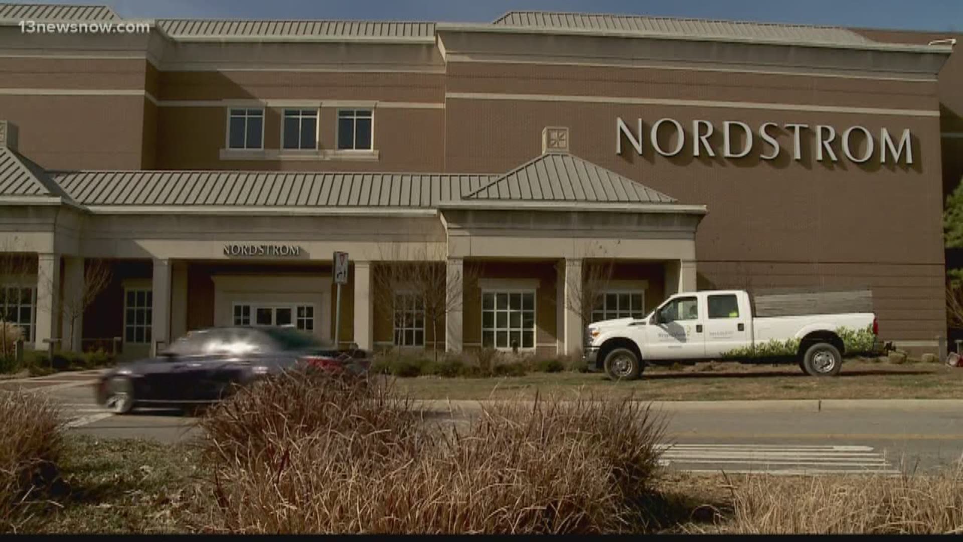 Nordstrom has announced that it will be leaving MacArthur Center on April 5.