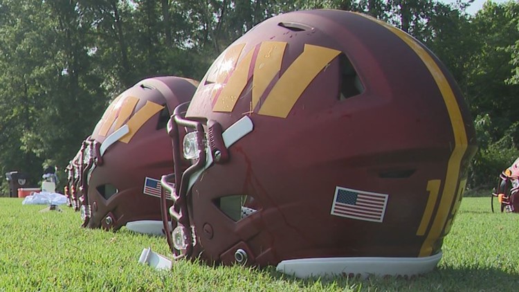 Washington Redskins Team Inflatable Lawn Helmet