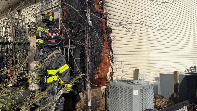 House fire displaces 2 adults and a dog in Chesapeake Tuesday afternoon ...