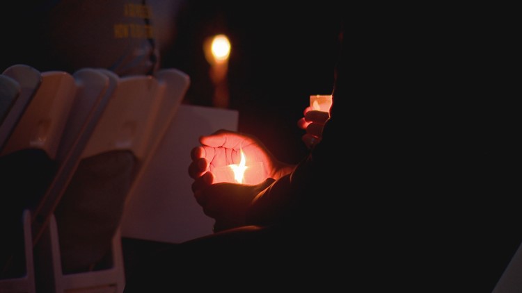 Virginia Beach hosts candlelight vigil to honor 12 lost on May 31, 2019
