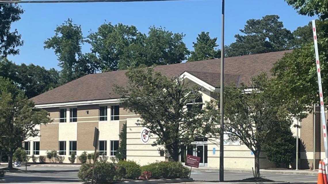 Virginia Beach pastor faces ultimatum from Richmond Diocese - Vimarsana News