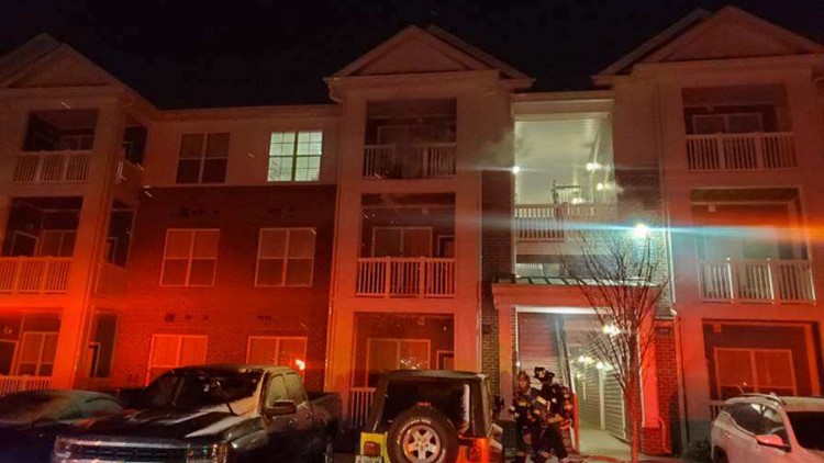 Firefighters respond to apartment fire on Gateway Drive in Suffolk