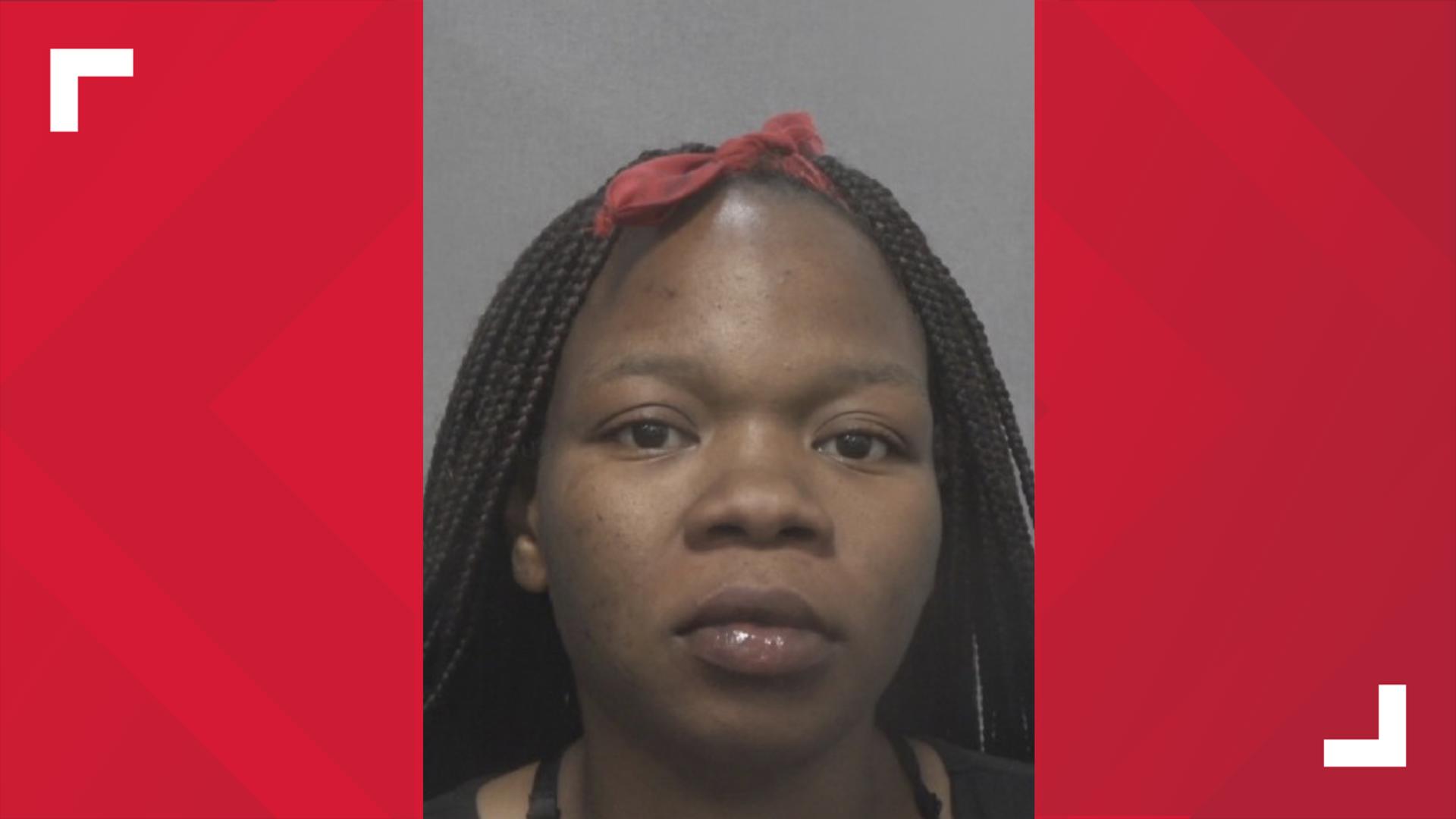 Woman charged in connection with death of 5-year-old in Portsmouth ...