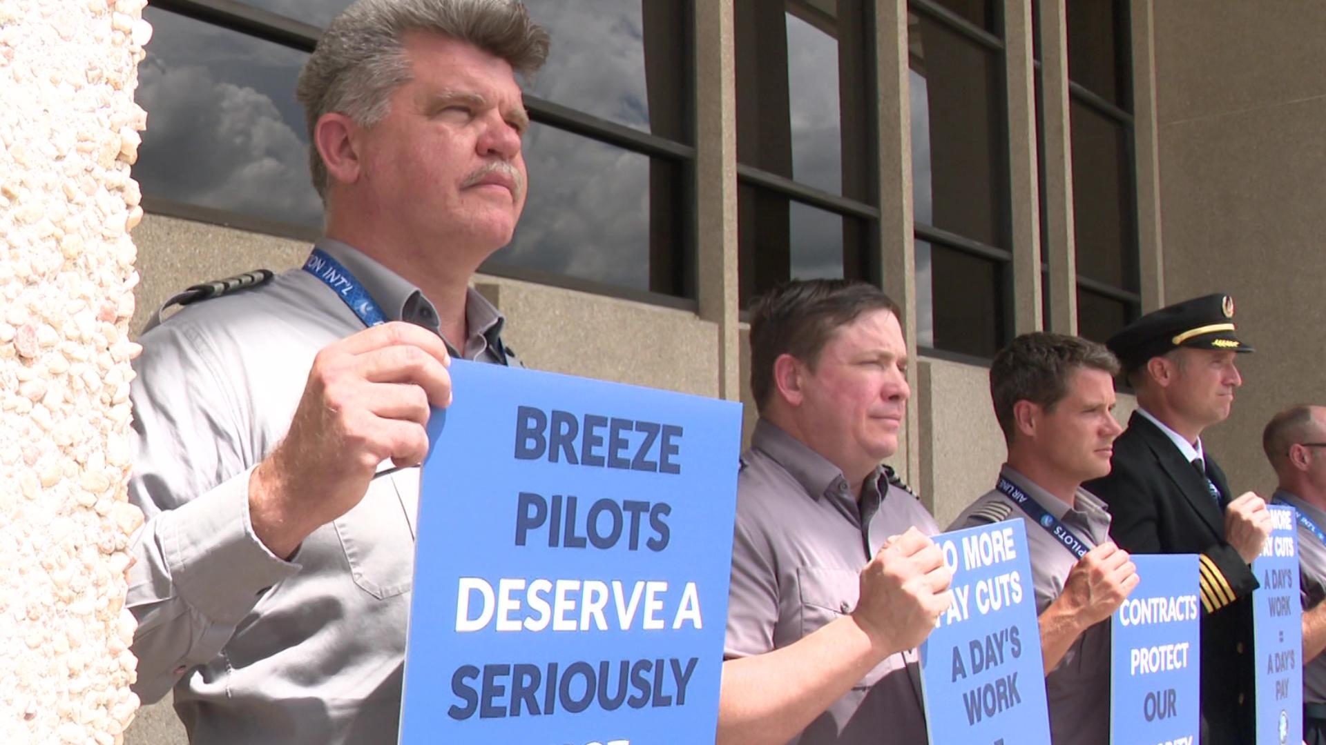 Breeze Airways pilots are picketing sending a clear message to airline management.