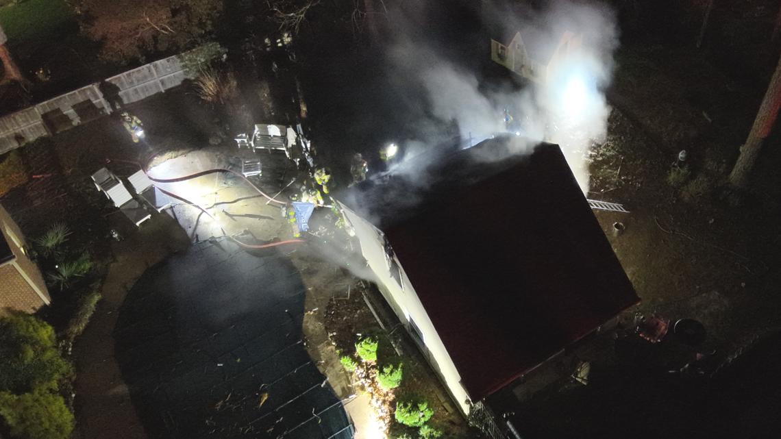 Virginia Beach fire crews respond to pool house fire on Carolyn Drive in Linlier