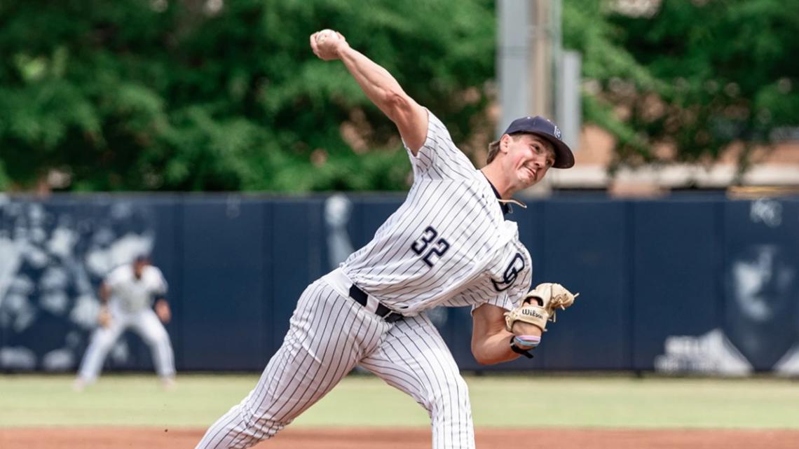 Old Dominion earns split in Friday doubleheader with Arkansas State