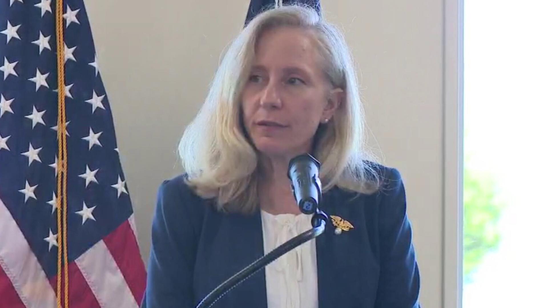 Spanberger unveiled the “Growing Virginia Plan” in Suffolk, emphasizing a focus on boosting job growth and expanding business opportunities statewide.