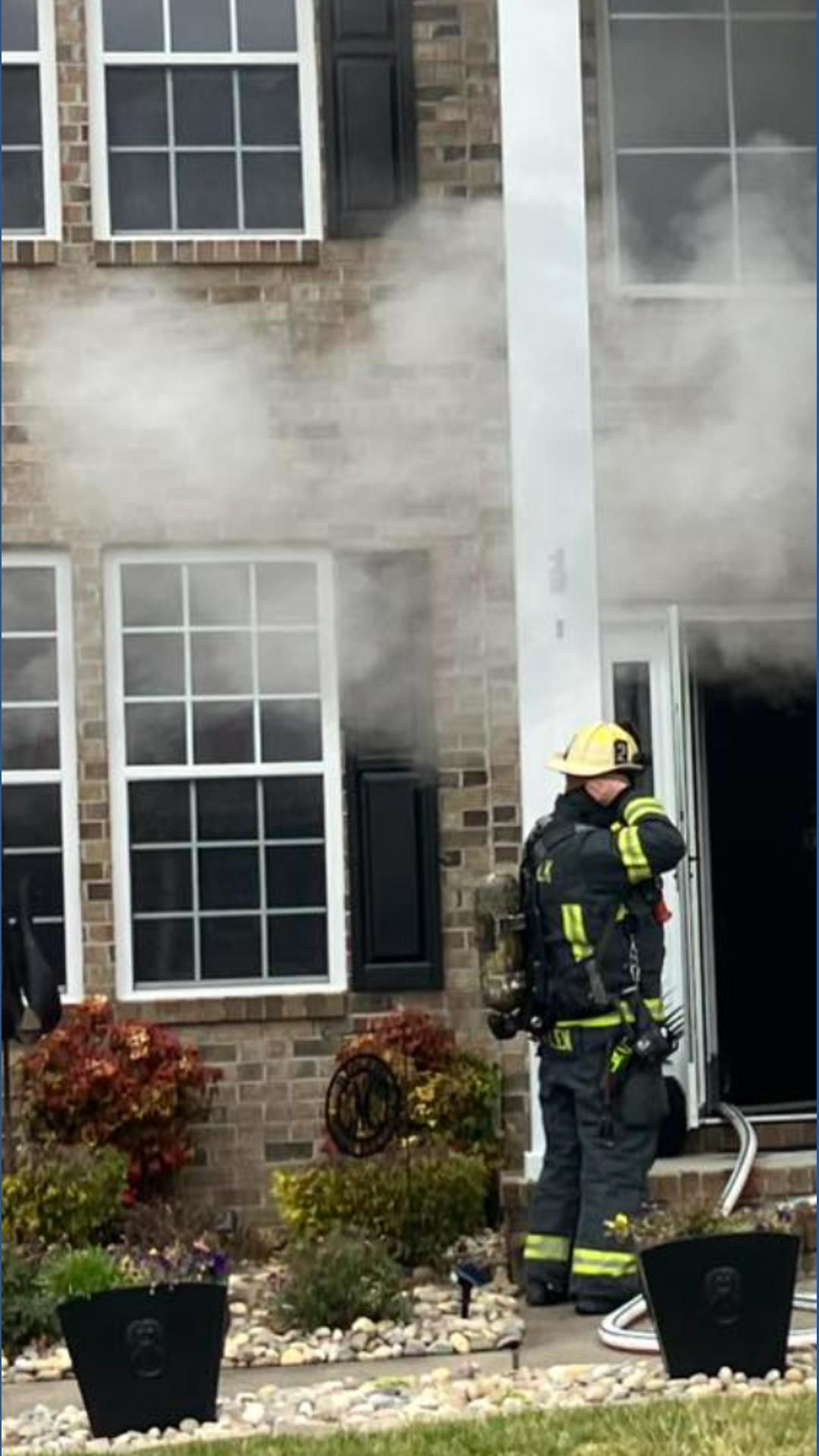 2 people displaced after house fire in Suffolk | 13newsnow.com