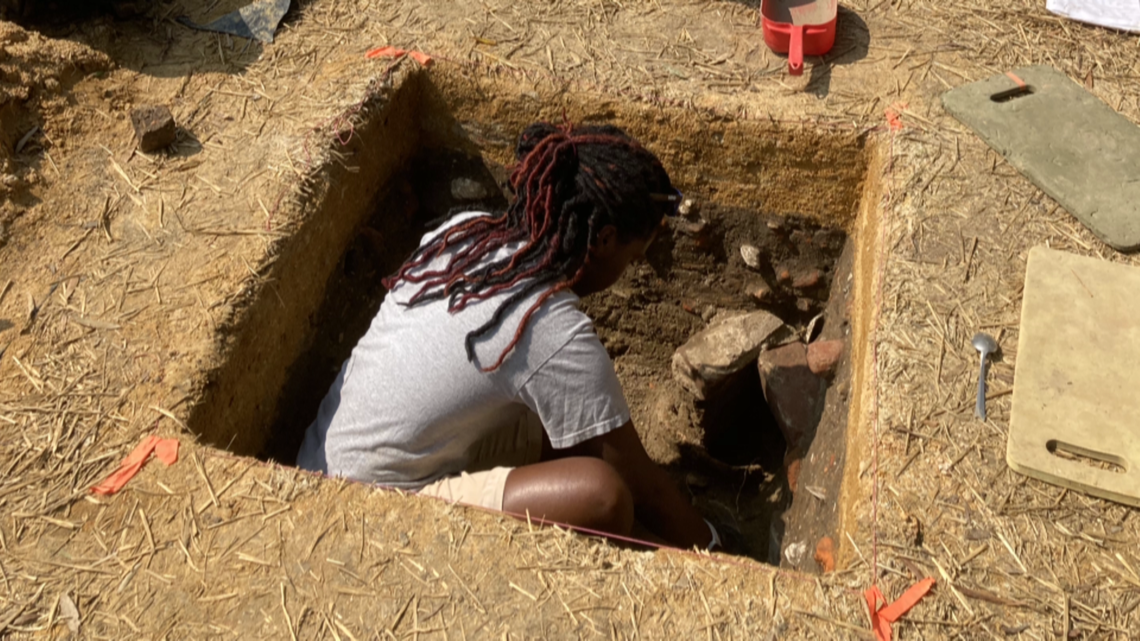 UPDATE: Possible human bones discovered during historic Colonial Williamsburg dig - Vimarsana News