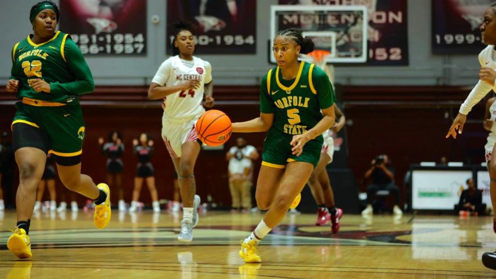 Kierra Wheeler posted a double-double with 19 points and 14 boards, with three steals and one blocked shot.