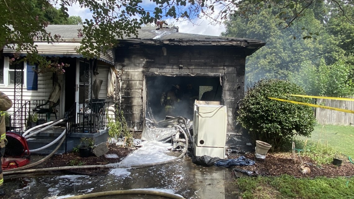 Pet dog killed, family of 4 displaced in Chesapeake house fire ...