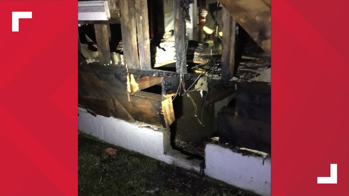 3 displaced after suspicious house fire in Norfolk | 13newsnow.com