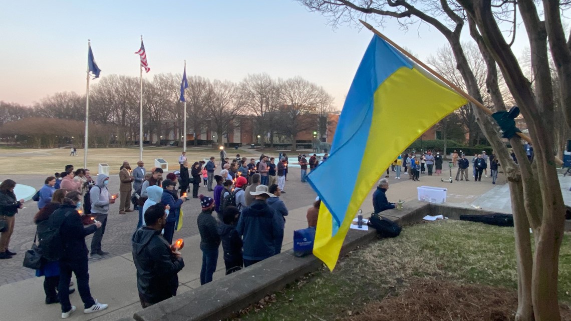 Vigil on ODU campus promotes solidarity with Ukraine - Vimarsana News