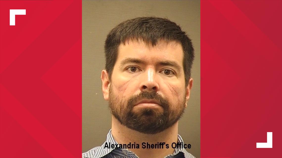 January 6 defendant convicted on separate weapons charges - Vimarsana News