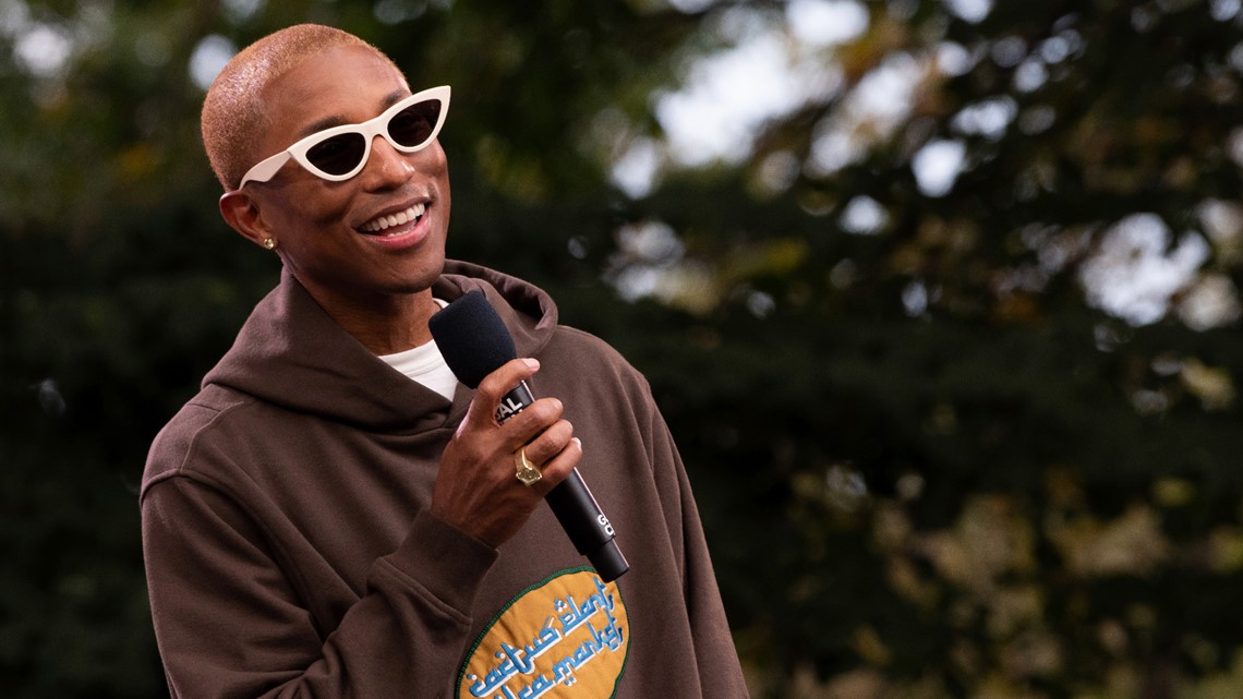 Pharrell urges Norfolk to speed up Military Circle development