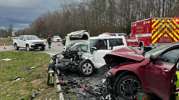 1 killed in Suffolk car crash | 13newsnow.com