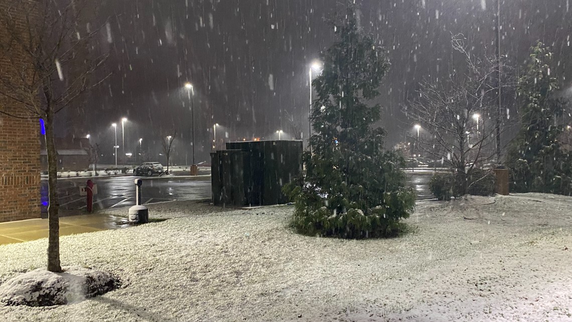 Winter weather Williamsburg sees first snow in Hampton Roads