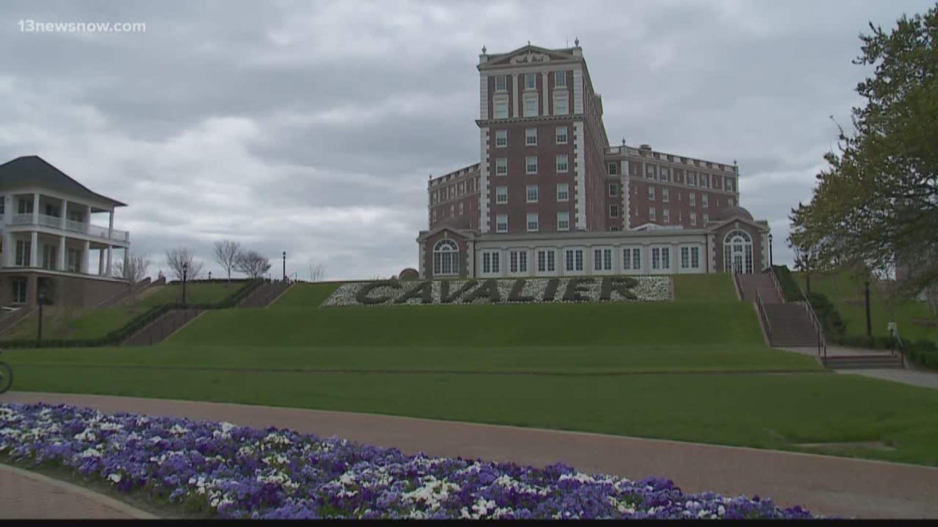 Today, we're going inside of a local staple: it's been around for decades, but now it has a different look! Here's a peek inside the newly renovated Cavalier Hotel.